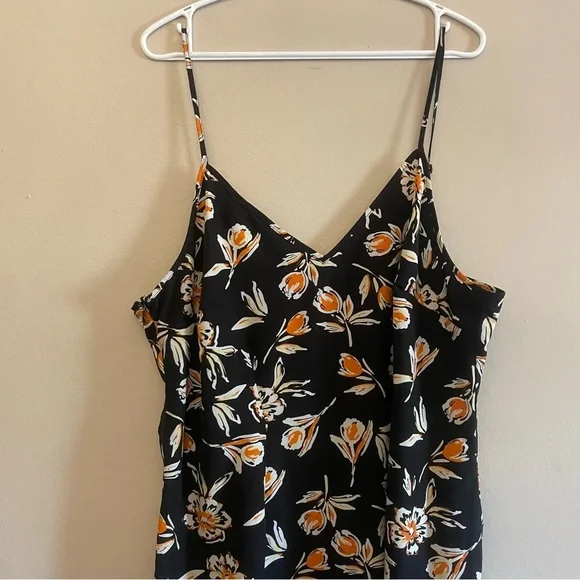 4/$20➡️ Black Spaghetti Strap V-Neck Mini Dress Orange Floral Design – Size 2X - Picture 2 of 12